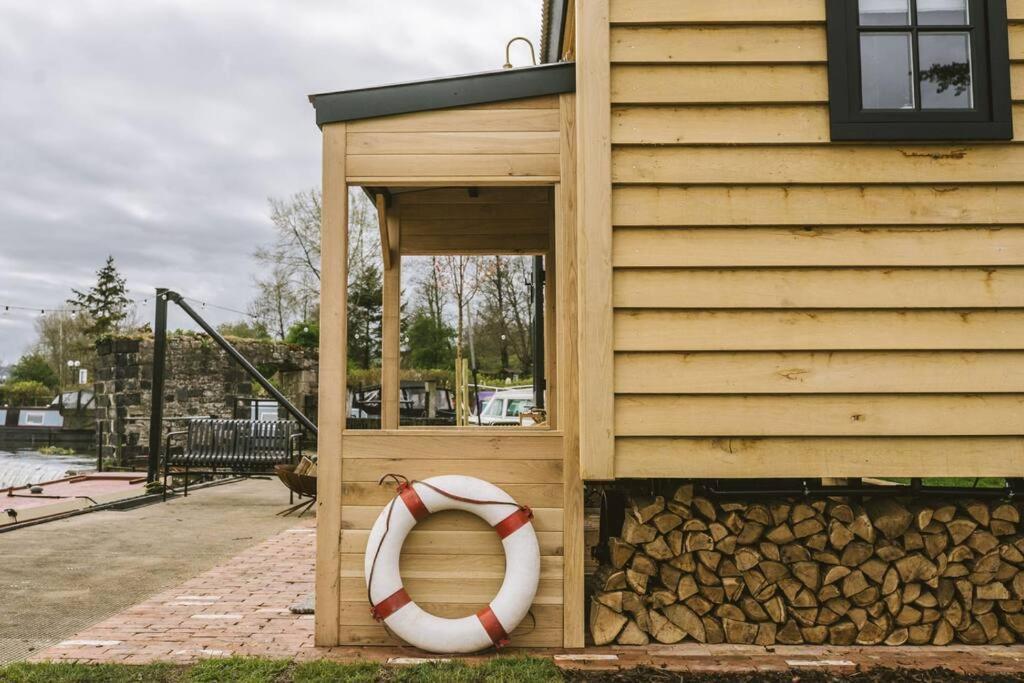 Island Hut - Outdoor Bath Tub, Firepit And Water Equipment Apartment Saltford Luaran gambar